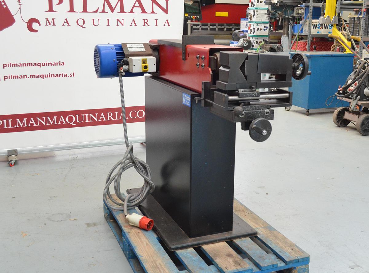 Usado Entalladora tubos SPADI TN220