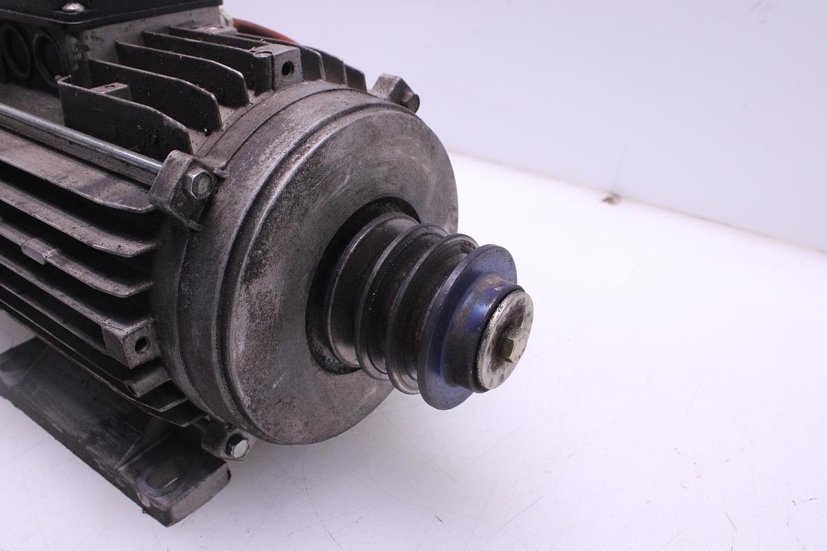 Usado Motor Trifasico ANDIA MTF-100/4