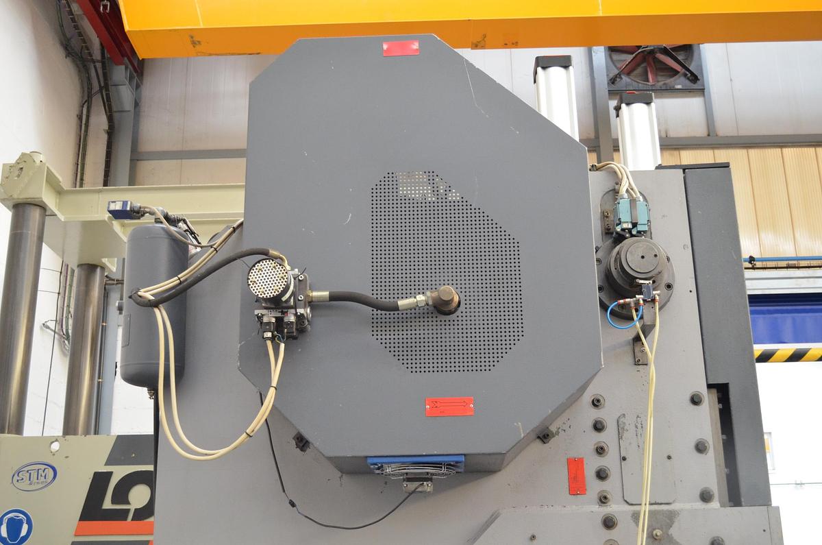 Usado Prensa excentrica PRESSIX 130CNR6 con tope