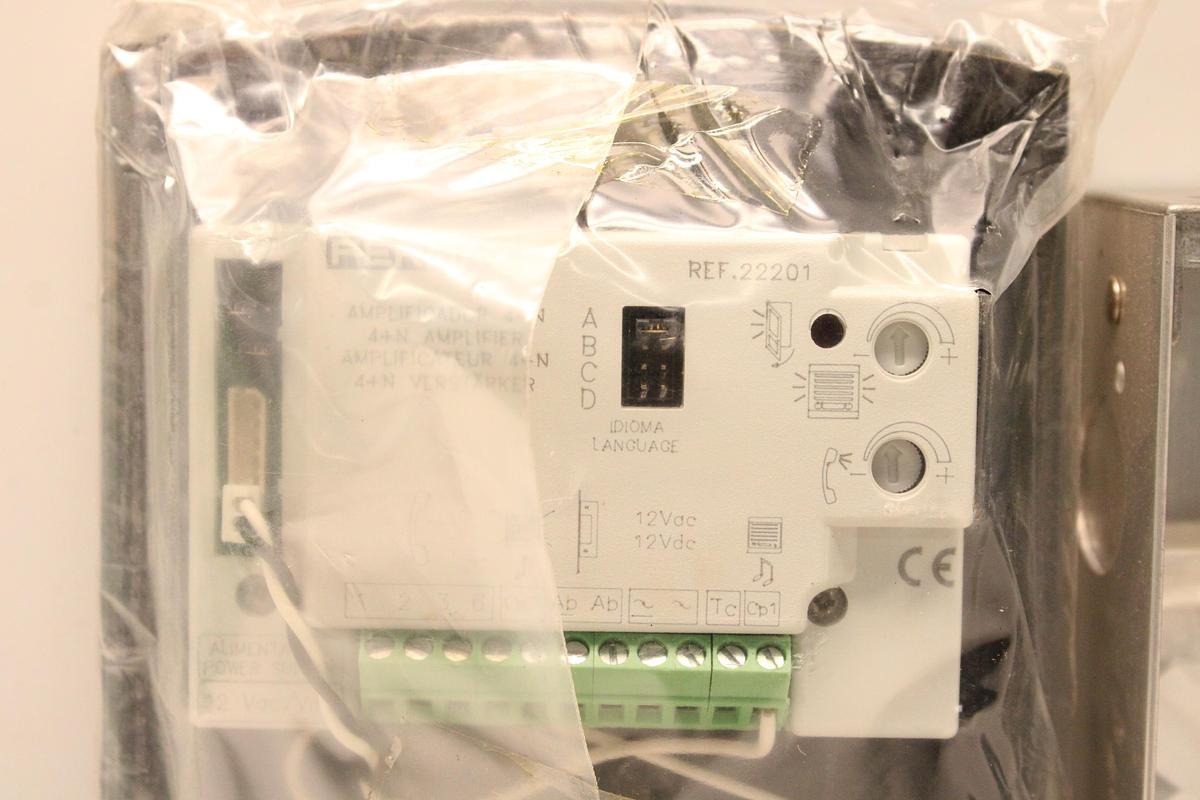 Usado Portero FERMAX Bruto 2M AP 101