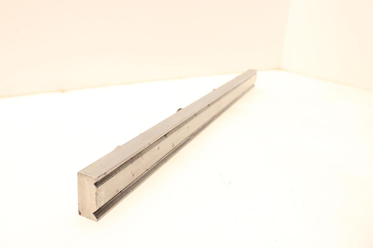 Usado Matriz Plana 90º 835mm