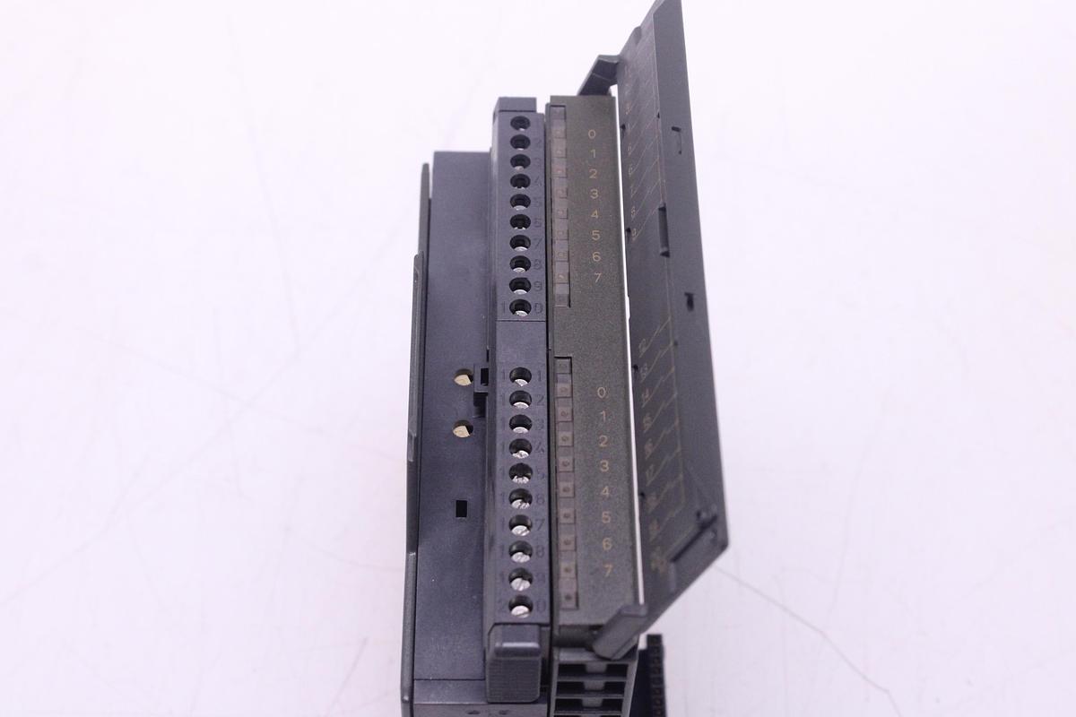 Usado Módulo Entrada Digital SM321 Siemens 6ES7321-1BH01-0AA0