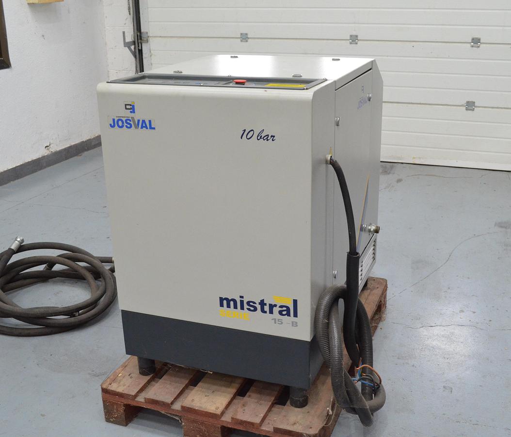 Usado Compresor tornillo Josval Mistral Serie 15B Año 2008