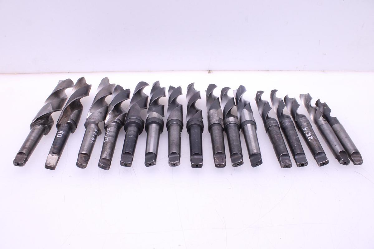 Usado Juego Brocas Metal 29,5 a 50mm Mango Cónico Morse MT4 - 16 Unidades