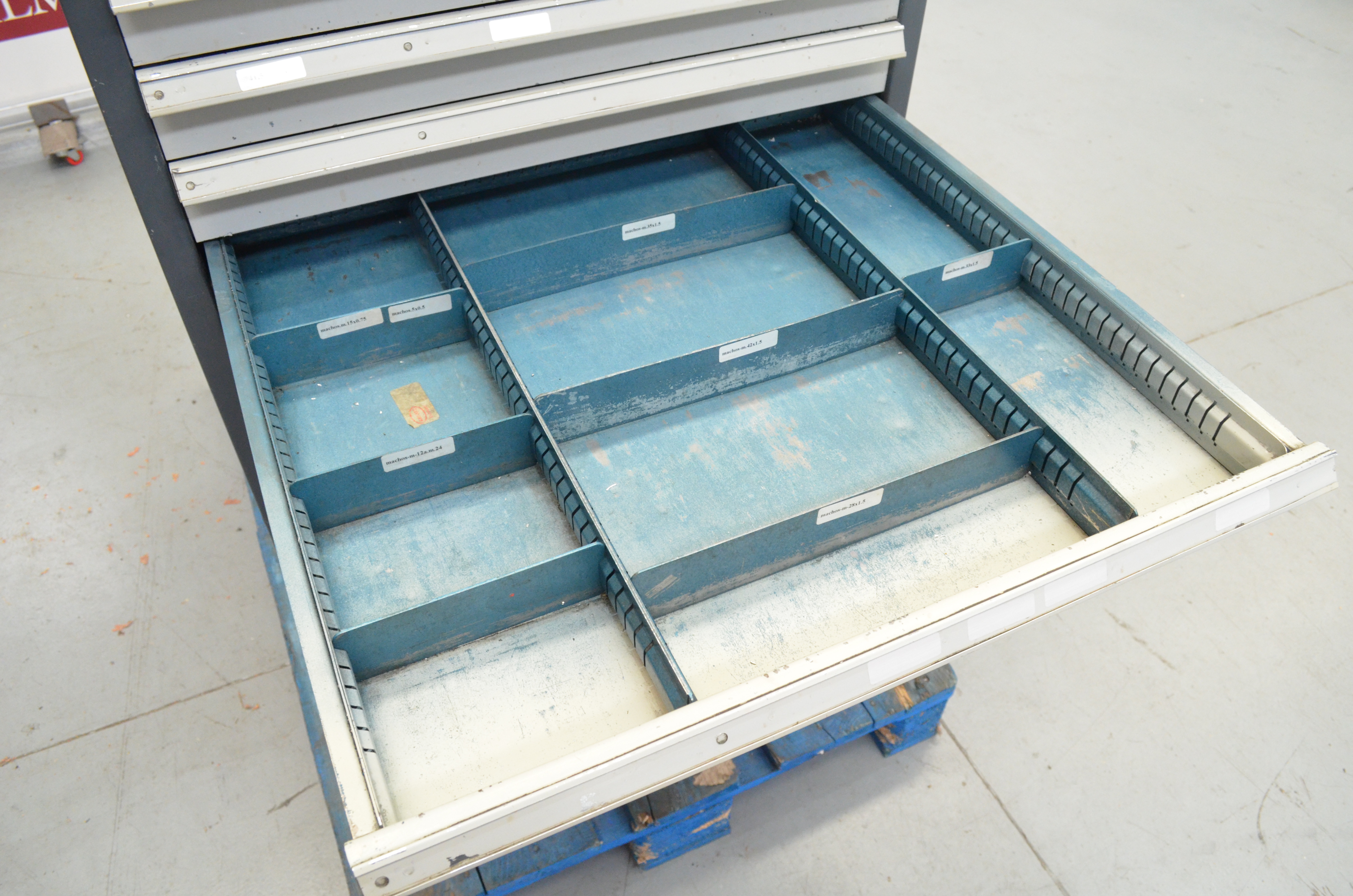 Usado Armario con cajones metalico Heco 710x700x1050(h)mm