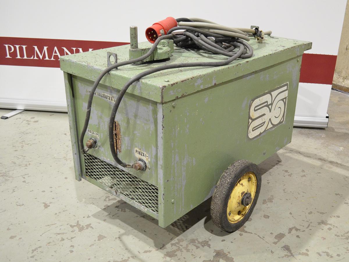 Usado Maquina soldar electrodos Serra RS-160