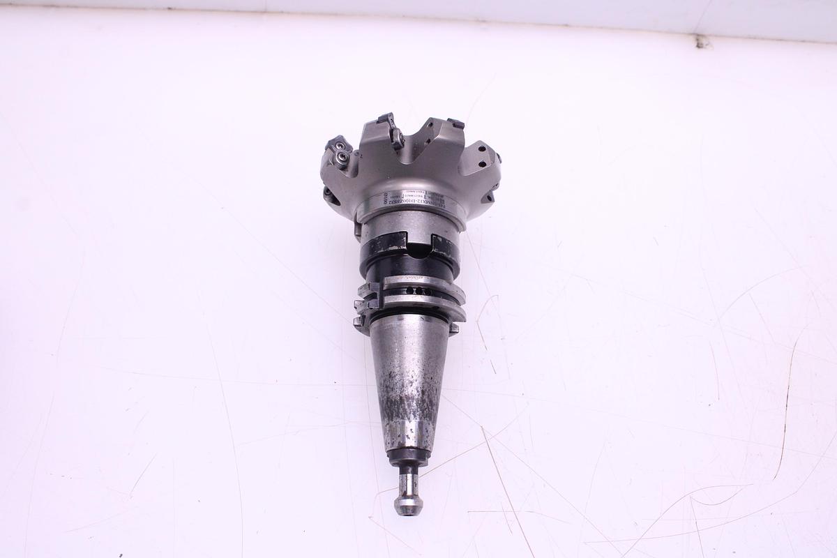 Usado Fresa F45-SNMX12-D100Z8S32 100mm Cono ISO 40 + Widias SNMX1206