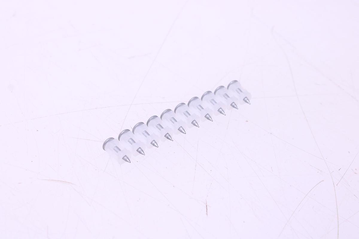 Usado Lote Clavos de Acero Hilti X-EGN14 MX - 3000 Unidades