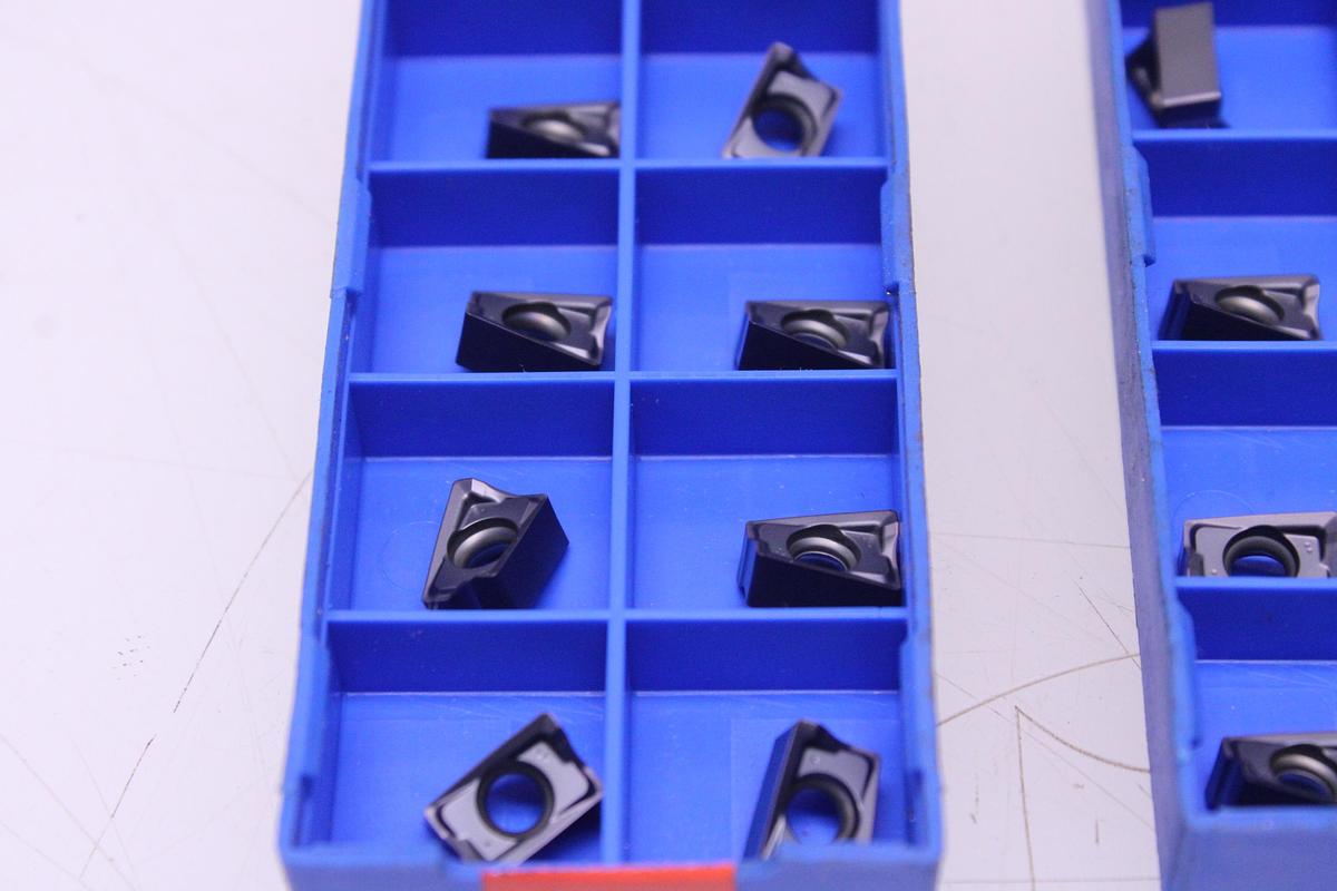 Usado Fresa Con Cono ISO 40 + Plaquitas de Widia LNMX / LNEX100605