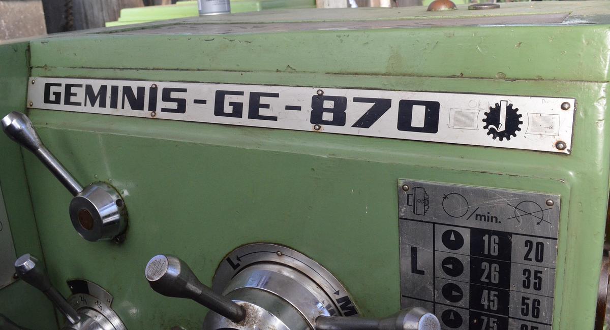 Usado Torno Geminis GE 870 4.000mm e.p