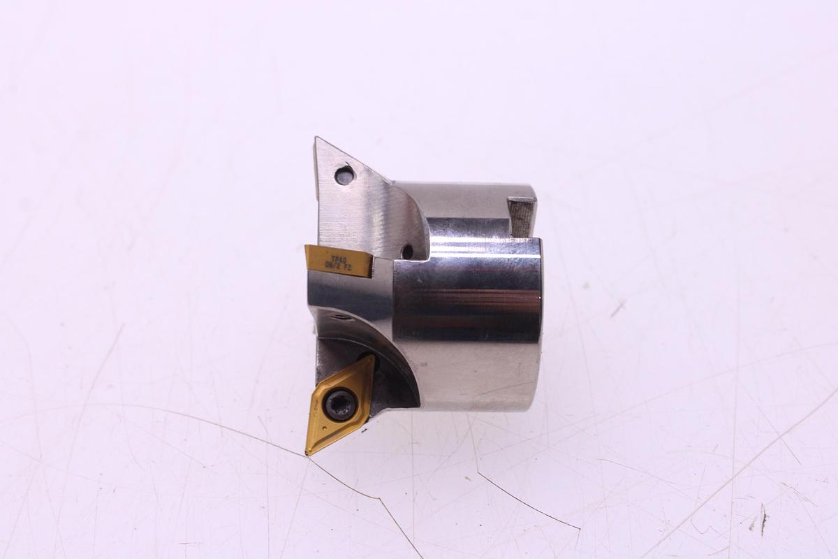 Usado Fresa Portaplaquitas SECO 10069987.S1 + Widias DNMG150608 / DNMG150612