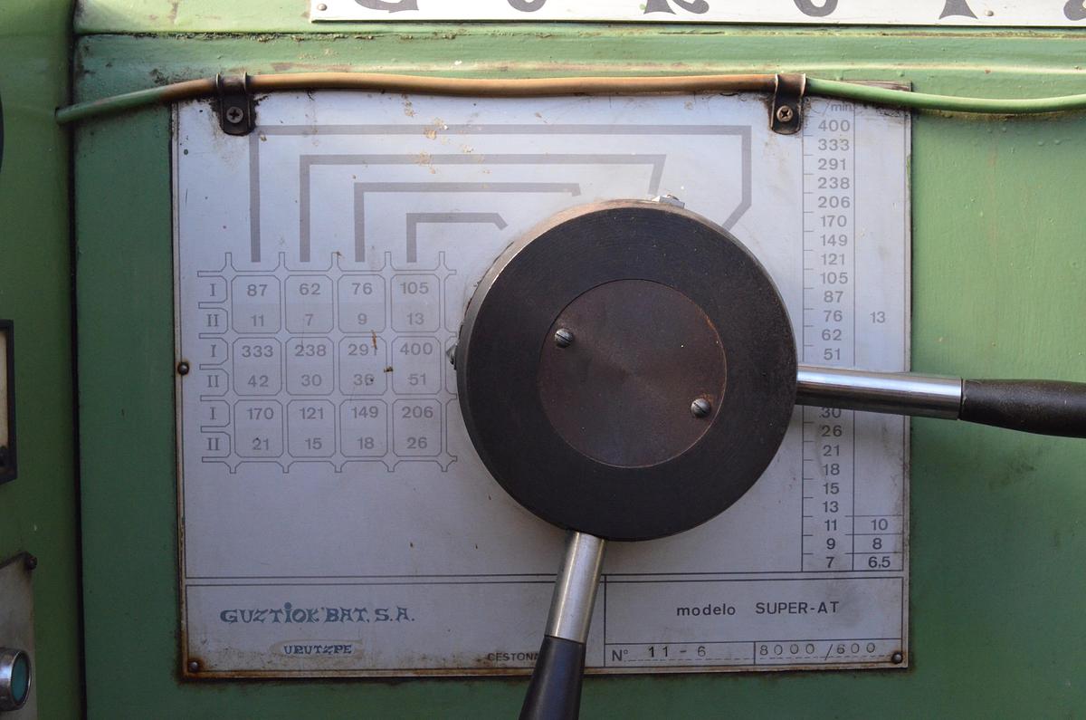 Usado Sarrià - Torno Gurutzpe Super AT 8000-600 - 8m 1200 volteo