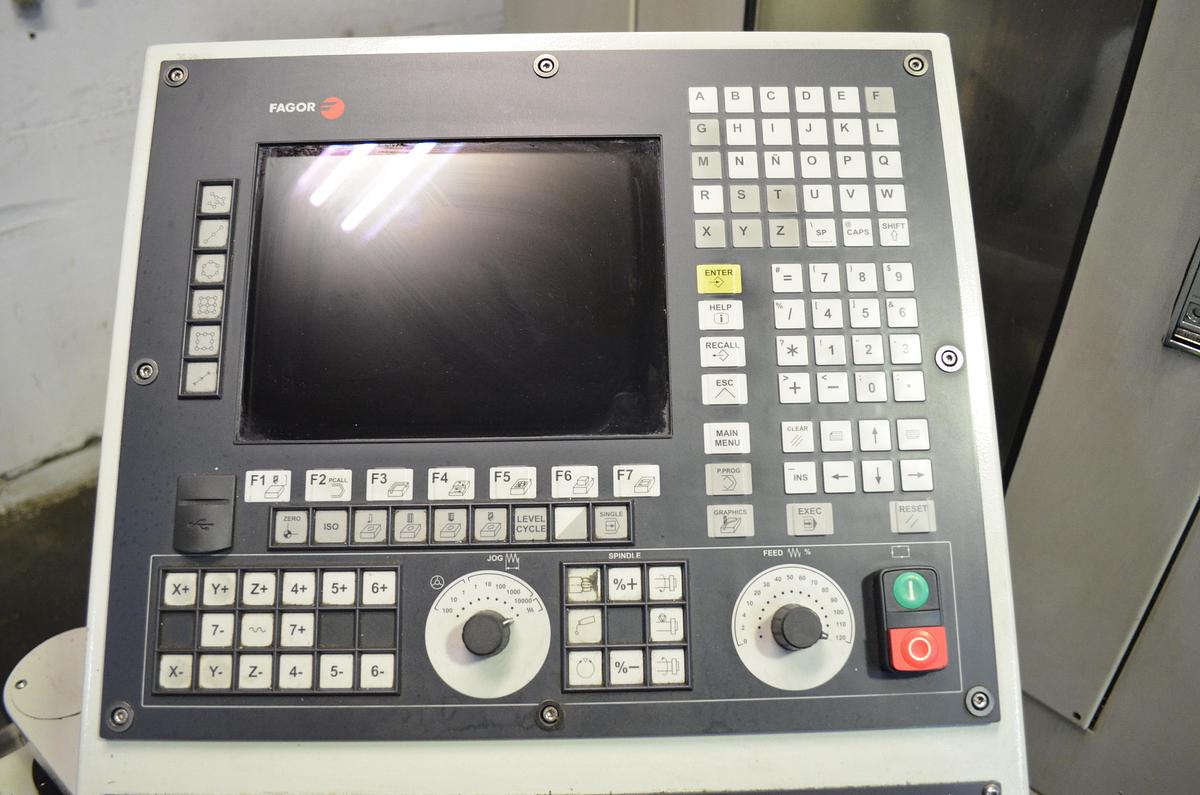 Usado Fresadora cnc bancada Travis MM-4 2017 cnc Fagor 8055i