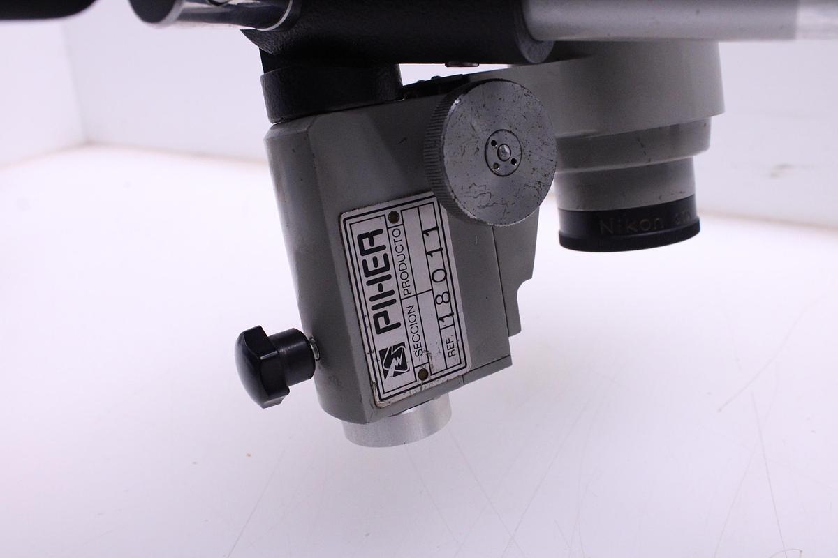 Usado Estereomicroscopio NIKON 70750 con soporte