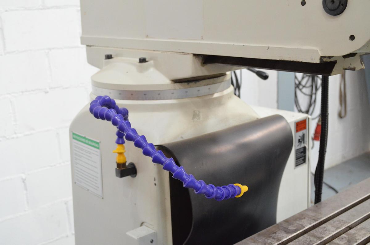 Usado Fresadora torreta LAGUN FTV-4 SP