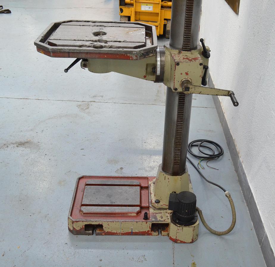 Usado Taladro columna Erlo TSAR-32 Año 96