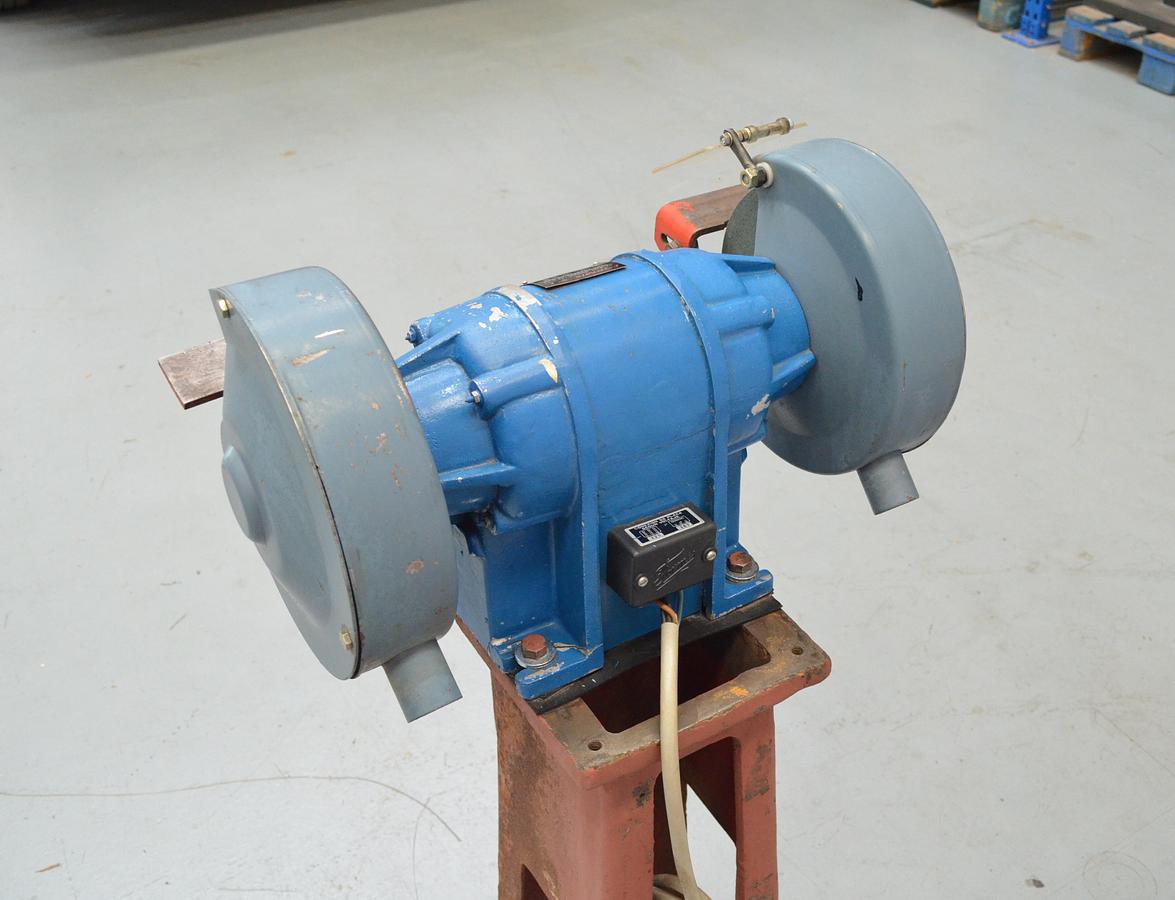 Usado Electroesmeriladora Formis 1Hp