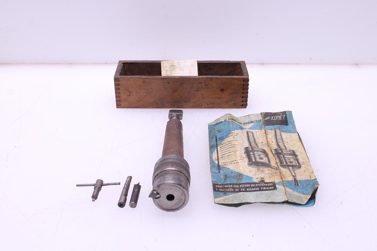 Usado Cabezal Mandrinador KOMET D-100