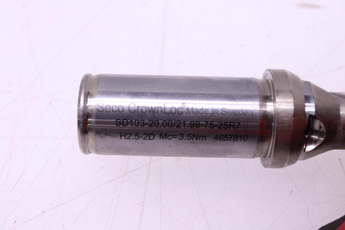Usado Broca Portaplaquitas SECO SD103-20.00-21.99-75-25-R7 + Widias SD100-20.00-P / SD100-20.50-P