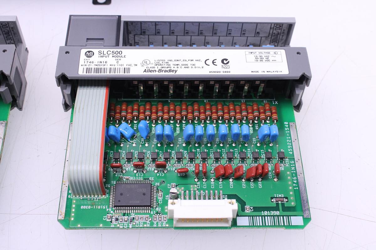 Usado Modulo Completo Allen-Bradley SLC 500