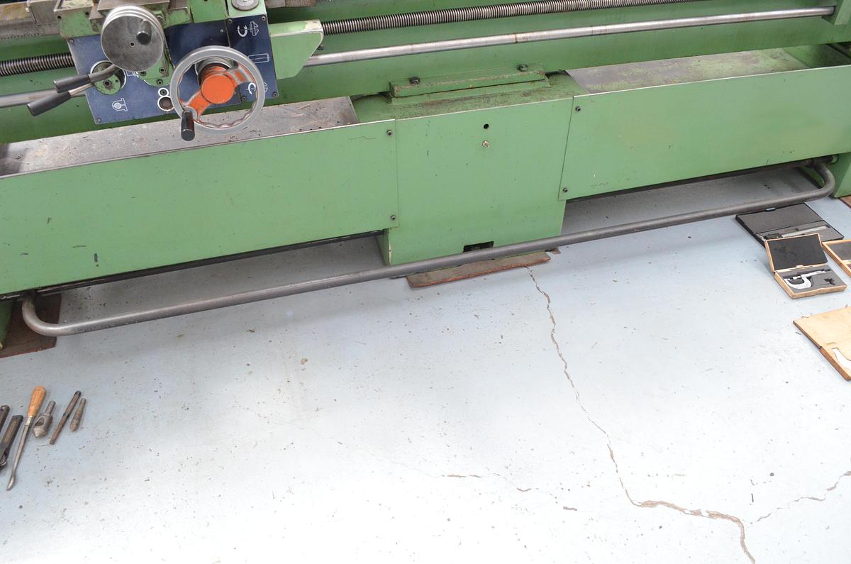 Usado Torno Pinacho L1-310 de 3.000mm e.p