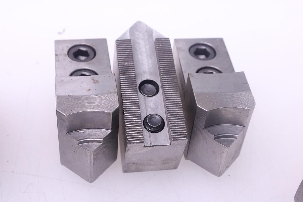 Usado Lote 14 Juegos de 3 Garras para Plato de Torno