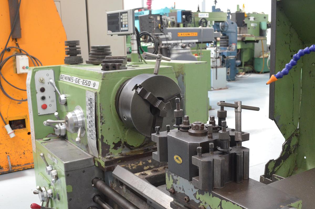 Usado Torno Geminis GE 650 2.000mm visualizador FAGOR
