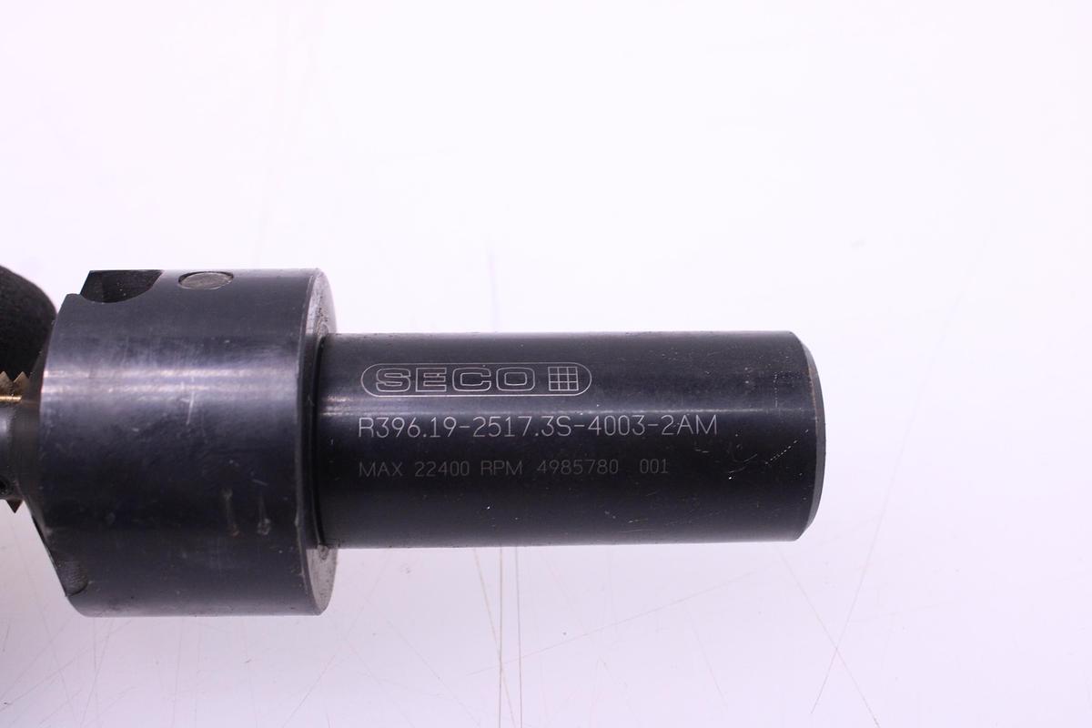 Usado Fresa de Roscas SECO 396.19-2517.3S-4003-2AM + Widias 396.19-4003