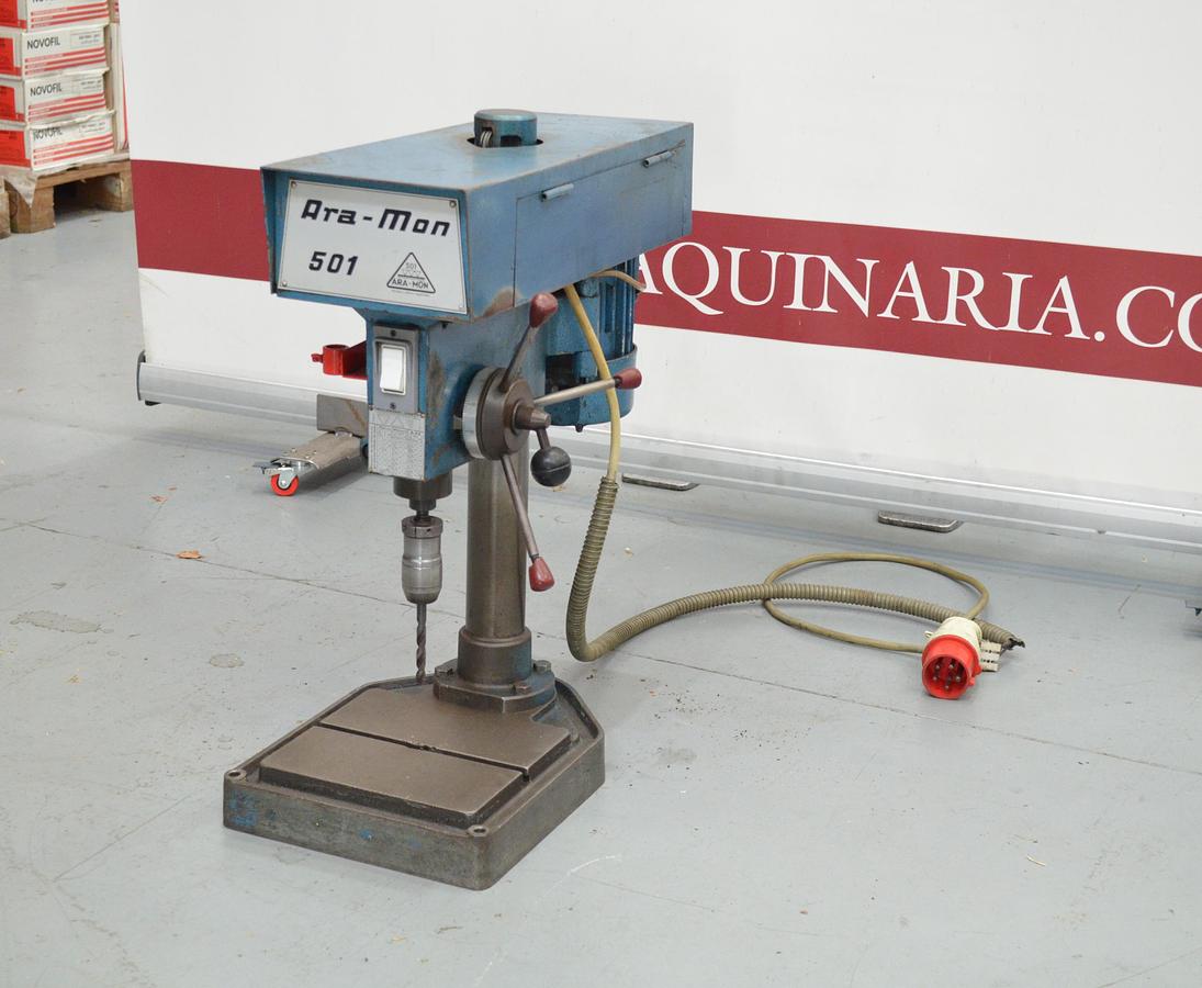 Usado Taladro sobremesa correas Ara-Mon 501