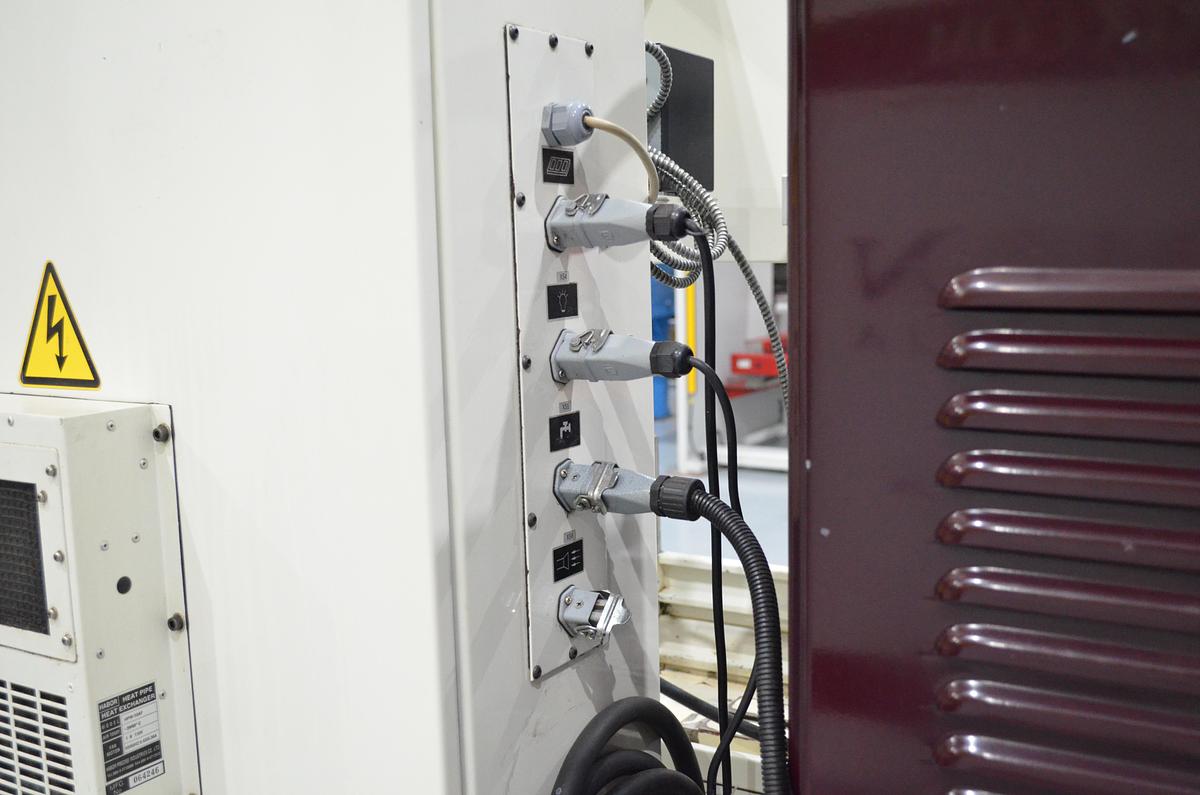 Usado Rectificadora Chevalier FSG-3A818 Eje z autom