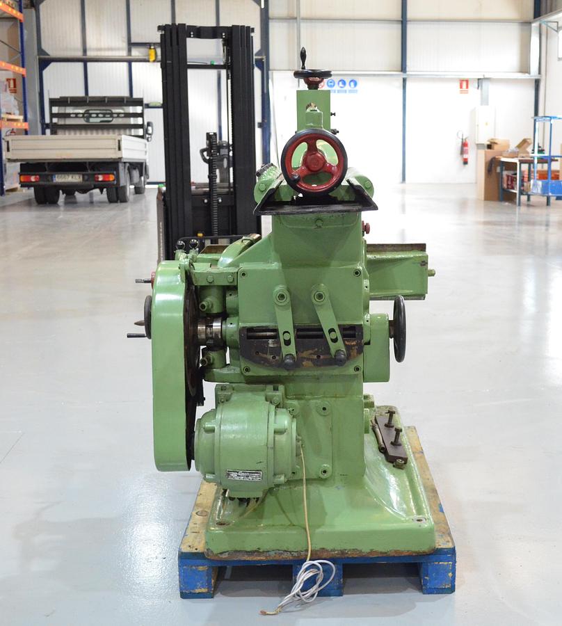 Usado Limadora cepillo CEFE - SACIA L-500