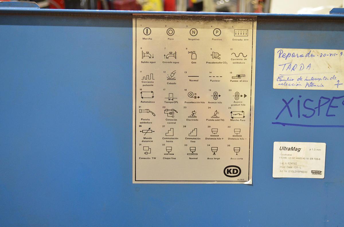 Usado Maquina soldar hilo KD GLC 359 B