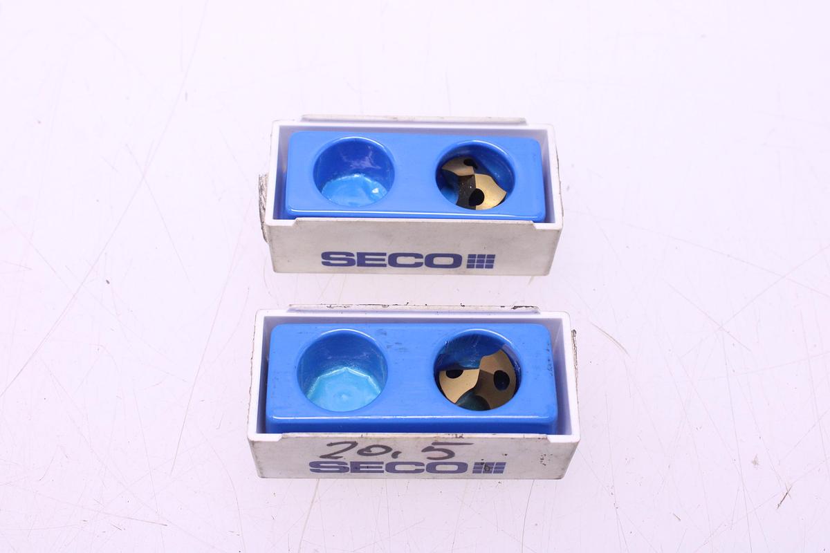 Usado Broca Portaplaquitas SECO SD103-20.00-21.99-75-25-R7 + Widias SD100-20.00-P / SD100-20.50-P