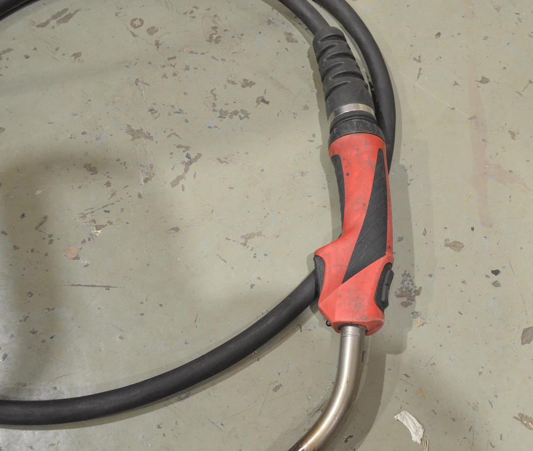 Usado Maquina soldar mig pulsada Fronius TPS 320i con devanadera WF 25i