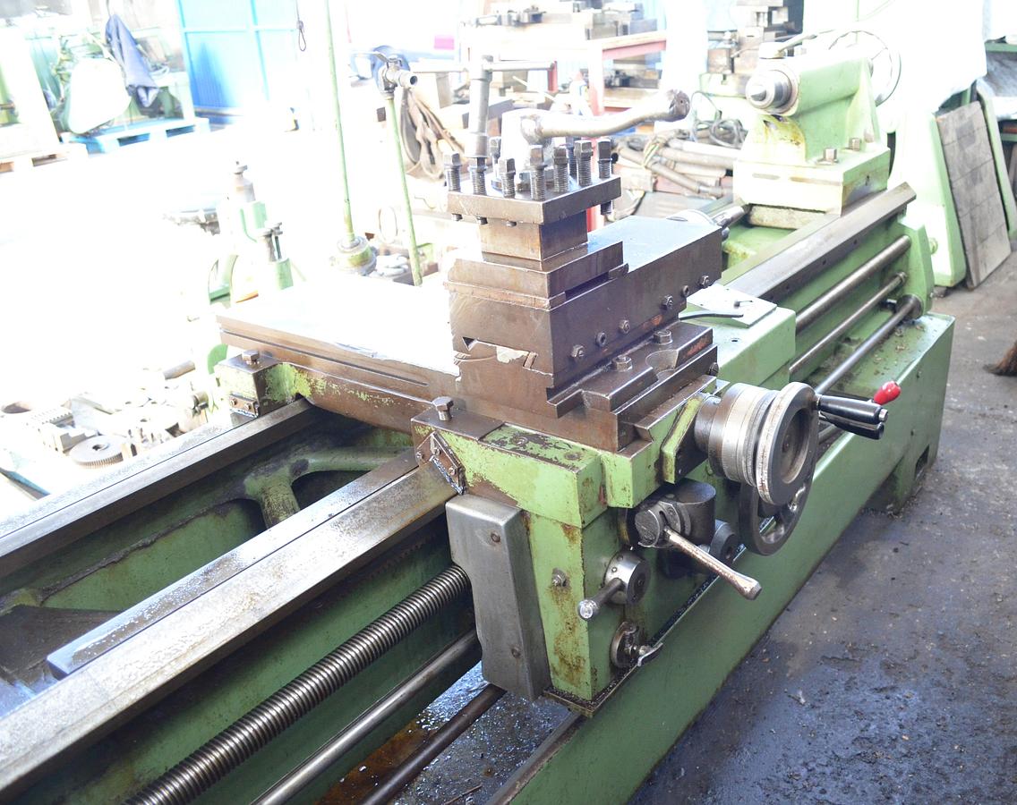 Usado Torno Geminis GE 650 2.000mm e.p