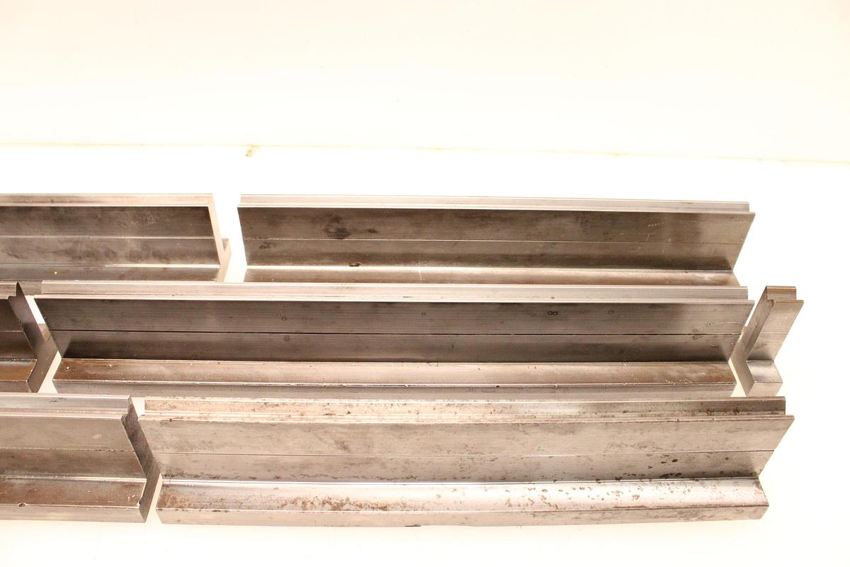 Usado Juego Matrices en "T" Metalmaq 20.44 H80 V12 88º - 7 Tramos