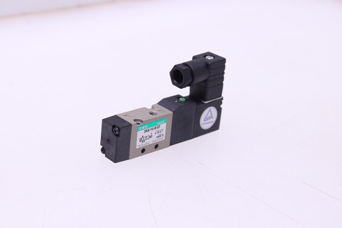 Usado Electroválvula CKD 3KA110-B-ST