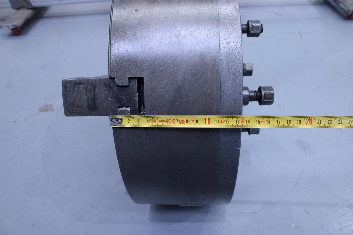 Usado Plato 3 Garras para torno 400 mm + Juego de 3 Garras