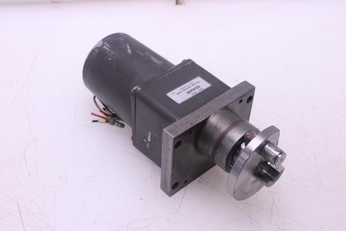 Usado Motor Sesame 5RK40GN-A + Cabezal 5GN25K