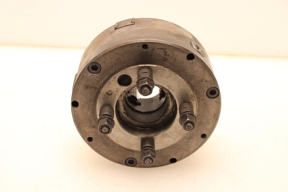 Usado Plato de 3 Garras MAN para torno 200mm