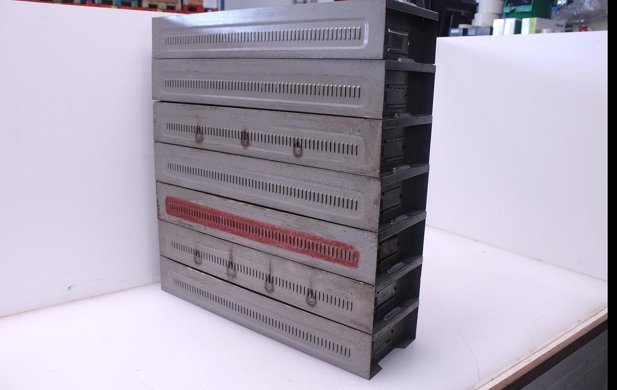 Usado Bandejas Metalicas Apilables