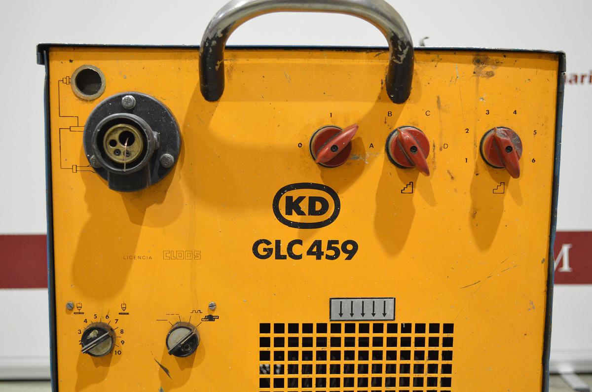 Usado Maquina soldar hilo KD GLC 459