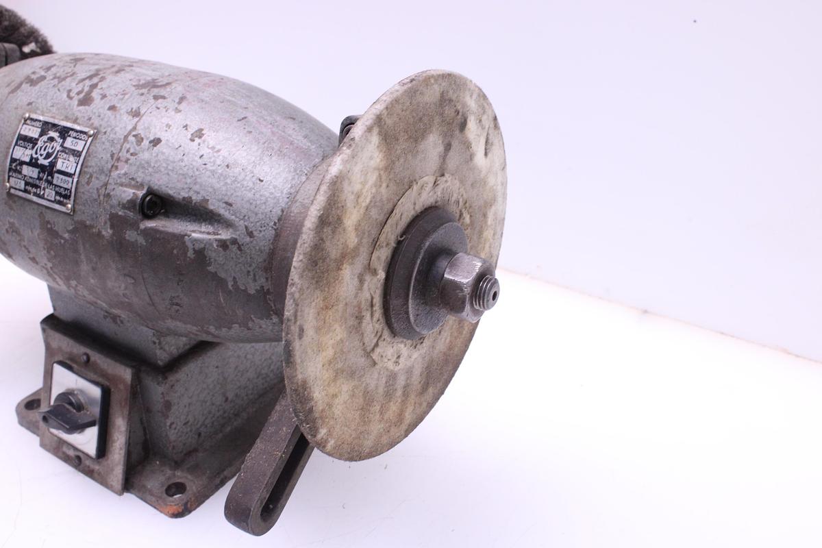 Usado Esmeriladora Trifásica EGOR 1/2 CV