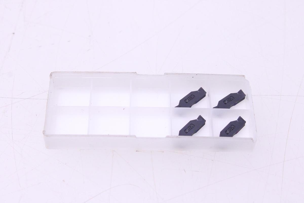 Usado Plaquitas de Widia Tungaloy DGM3-020