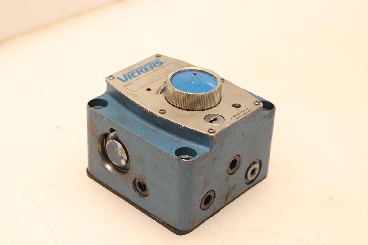 Usado Valvula Control de Flujo VICKERS FCG 03-28-22UG