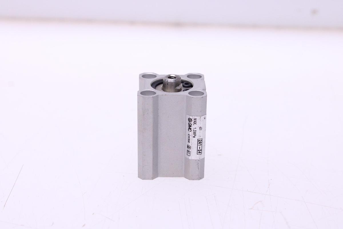 Usado Cilindro Neumatico SMC CQ2B16-20D