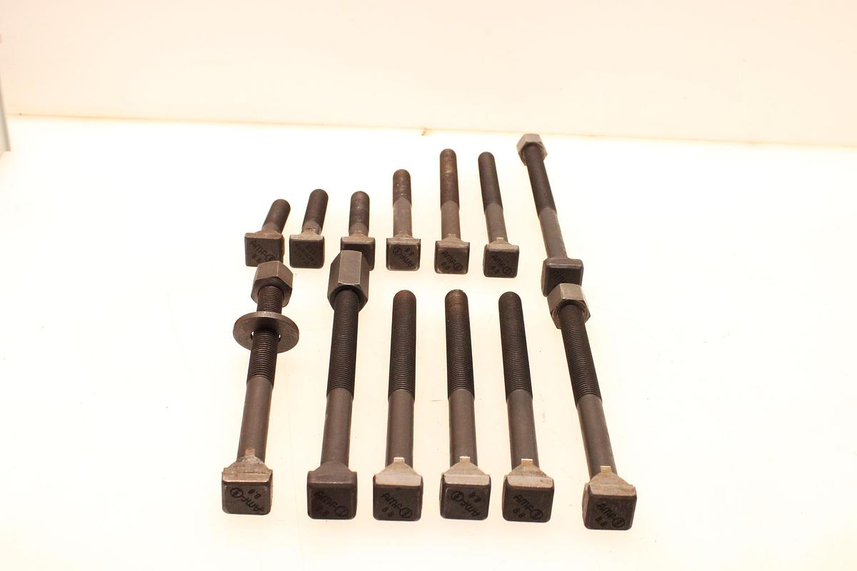 Usado Lote de Tensores de Ranura T AMF M20 - 13 Unidades