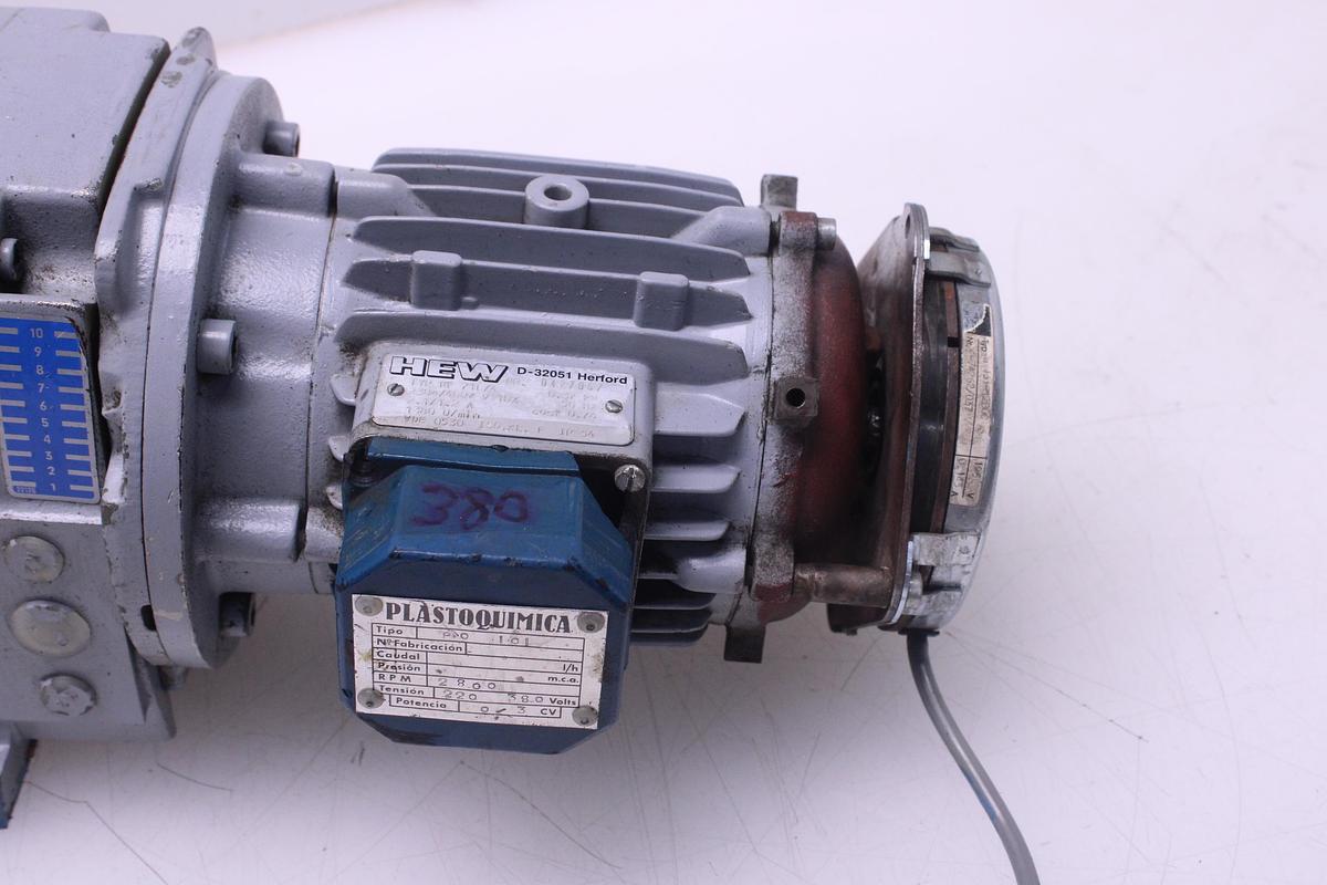 Usado Motorreductor Efacec Stöber R17-2142-037-4 con Encoder