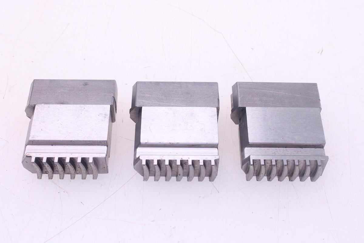 Usado Plato Para Torno 125 mm con base metalica