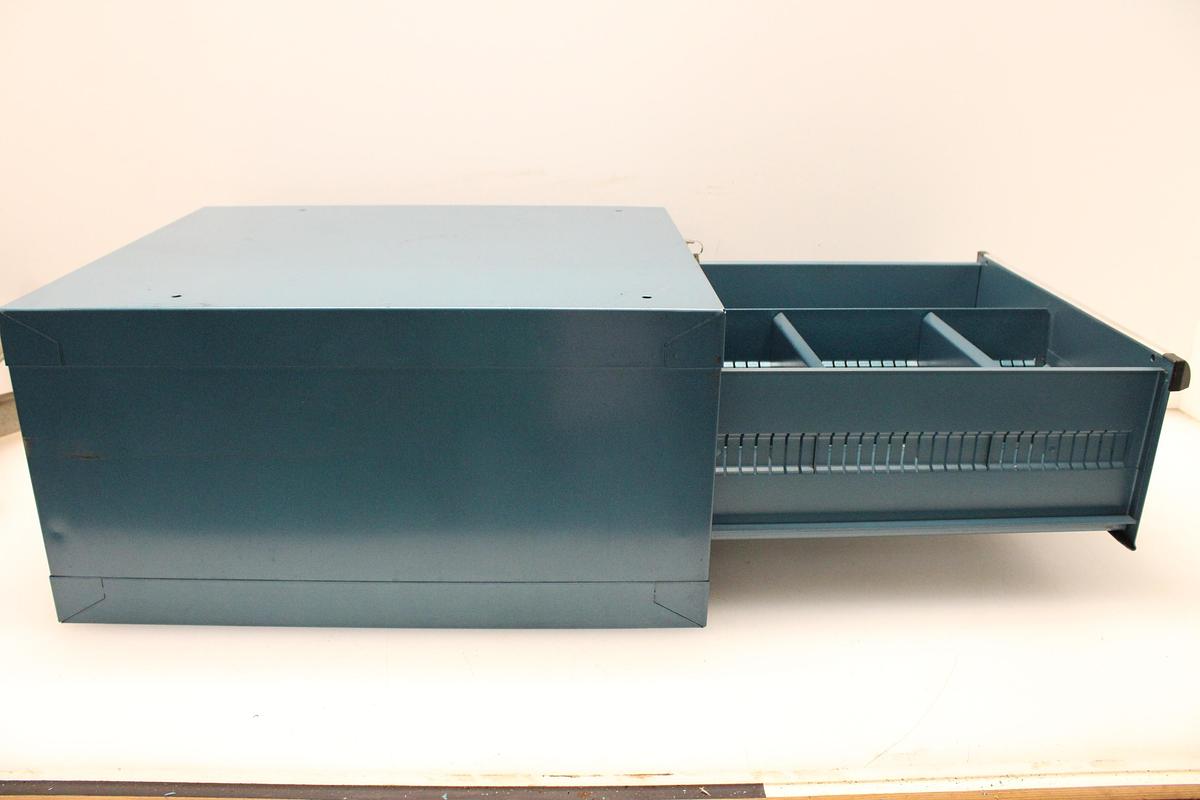 Usado Cajonera Almacenamiento Heco Con Llave